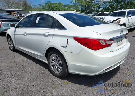 2012 Hyundai Sonata Gls z USA, uszkodzony, nr VIN 5NPEB4AC2CH326633